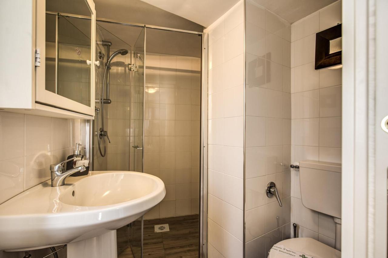 Lovely With Balcony In Campo De' Fiori Appartamento